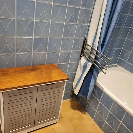 Maison Dans Piscine *