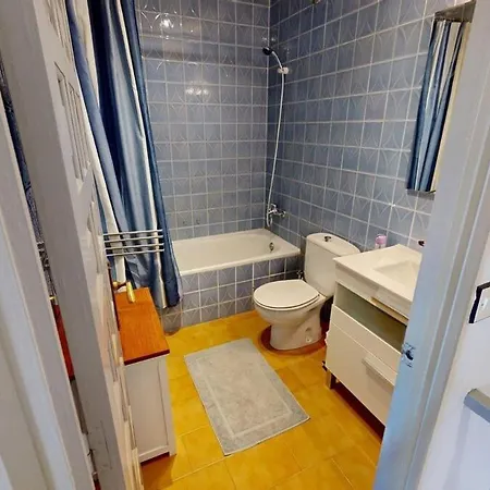 Maison Dans Piscine Holiday home *