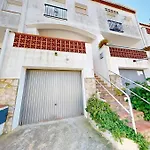 Dom wakacyjny Maison Dans Piscine