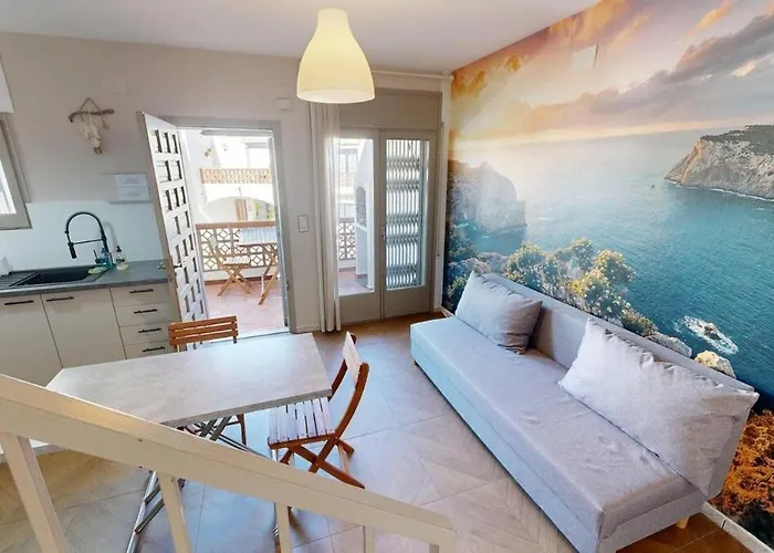 Maison Dans Piscine بيت للعطل *
